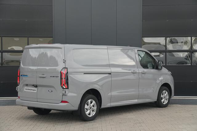 Ford TRANSIT CUSTOM E-Transit 320 L2H1 Limited 71 kWh 218pk - Elek Trekhaak - LED - Carplay - Stoelverwarming - Keyless - Cruise - Rijklaar