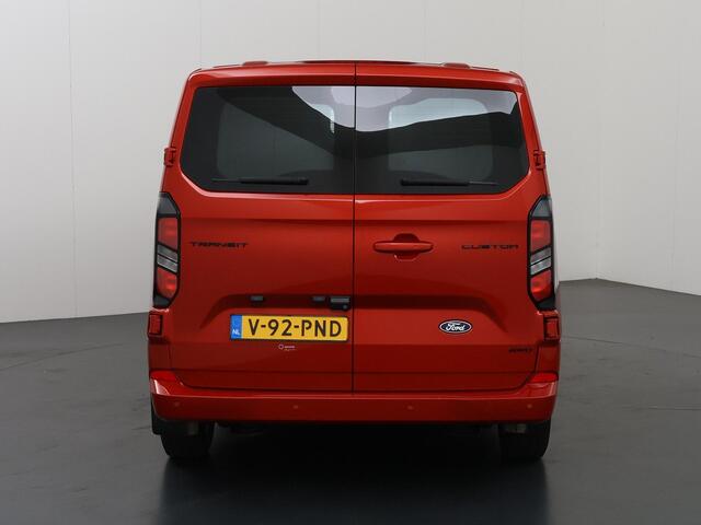 Ford TRANSIT CUSTOM 320 | 2.0 TDCI | AUT. | L1 H1 | AWD | 4X4 | LM VELGEN | 3-ZITS | AUTOMAAT | NAVIGATIE | PARKEERCAMERA | STOELVERWARMING | APPLE CARPLAY/ANDROID AUTO |