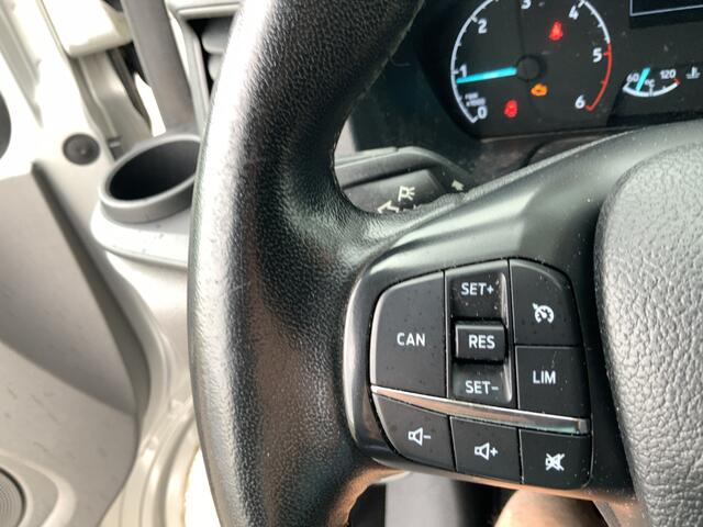 Ford TRANSIT CUSTOM 280 2.0 TDCI L1H1 Trend airco Cruise 3 Zits Scherm Trekhaak 2500 kg Euro 6