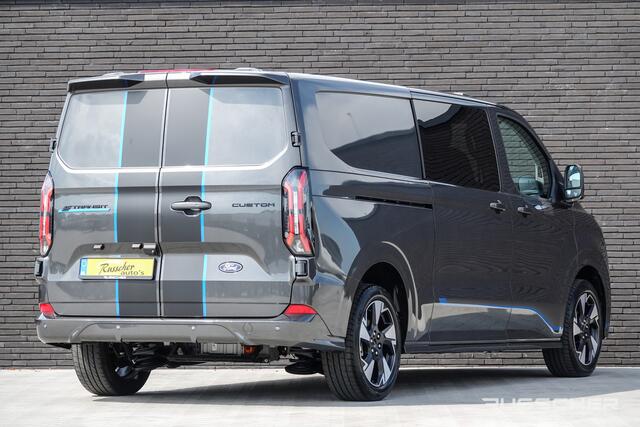 Ford TRANSIT CUSTOM E-Transit L2H1 218Pk Aut. | Dubbele Cabine | 5-Persoons | Elektrisch | Sport 320 | 360° Camera | 19''