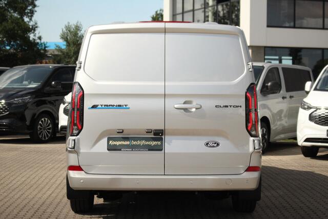 Ford TRANSIT CUSTOM E-Transit 320 L2H1 Limited DC | 71 kWh | 160kW/218pk | Pro Power | Trekgewicht 2300kg | Camera | Carplay/Android | Cruise | Lease 806,- p/m