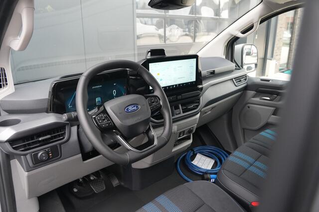 Ford TRANSIT CUSTOM E-Transit 340 L2H1 Sport 71 kWh 218pk - ACC - DDS LED - Pro Power - Verwarmd stuurwiel - Navi - 360 Camera - Rijklaar