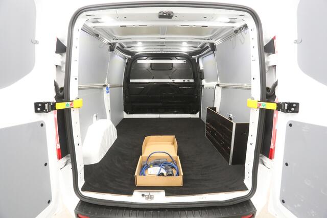 Ford TRANSIT CUSTOM EcoBoost L1H1 PHEV | Airco | Cruise | Camera | Carplay | 3 Zits | navi | LED