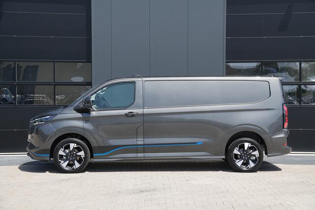 Ford TRANSIT CUSTOM E-Transit 340 L2H1 Sport 71 kWh 218pk - ACC - DDS LED - Pro Power - Verwarmd stuurwiel - Navi - 360 Camera - Rijklaar