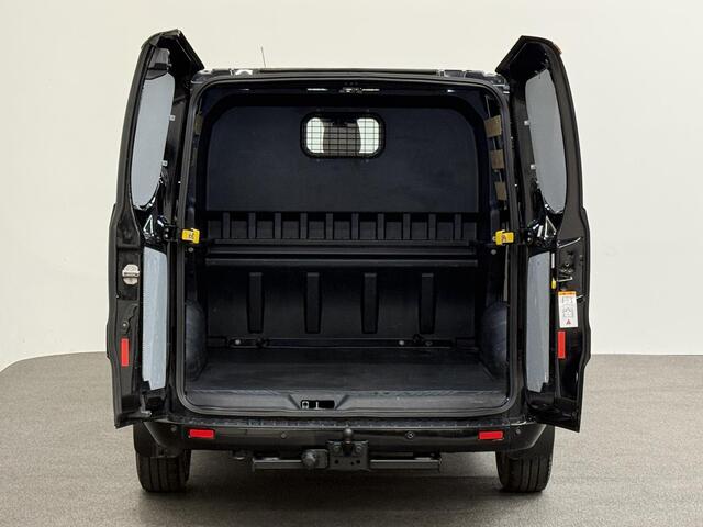 Ford TRANSIT CUSTOM 300 2.0 TDCI L2H1 Limited Dubbele cabine Automaat Navigatie Airco 2 Schuifdeuren Trekhaak PDC Carplay DAB