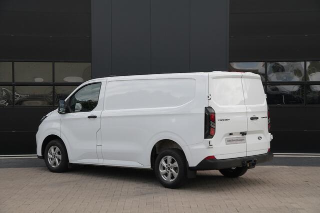 Ford TRANSIT CUSTOM 320 2.0 TDCI L1H1 Trend 170pk - 1 + 1 Stoel - Trekhaak - Blindspot - ACC - Navi - Rijklaar