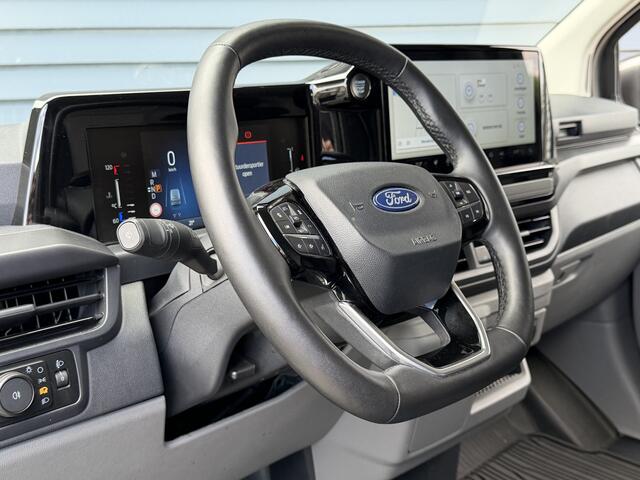 Ford TRANSIT CUSTOM 320 2.0 TDCI L2H1 Sport AWD 4x4 170 PK | Camera | Dode Hoek | Trekhaak | Elek. Verst. Stoelen