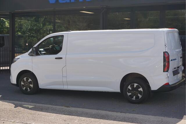 Ford TRANSIT CUSTOM e-Transit 320L 218PK 71KWH Trend AUT BPM VRIJ!! Apple CP / Android A, LED, 2300KG Trekgewicht NR. EC01