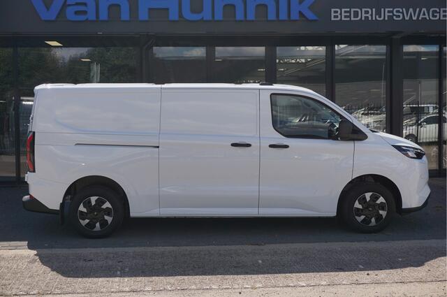 Ford TRANSIT CUSTOM e-Transit 320L 218PK 71KWH Trend AUT BPM VRIJ!! Apple CP / Android A, LED, 2300KG Trekgewicht NR. EC01