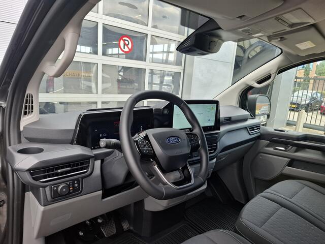 Ford TRANSIT CUSTOM 320 2.5 PHEV L2H1 Limited | Incl. BPM | NIEUW!! | Navigatie/Android/Apple Carplay | Cruise Control Adaptief | Voorstoelen/Voorruit Verwarmd | PDC Voor en Achter | Airco Automatisch | LED Koplampen |
