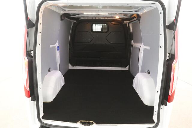 Ford TRANSIT CUSTOM 2.0 TDCI L1H1 | Airco | Cruise | 3 Zits | Parkeersens. | Stoelverw. | Trekhaak