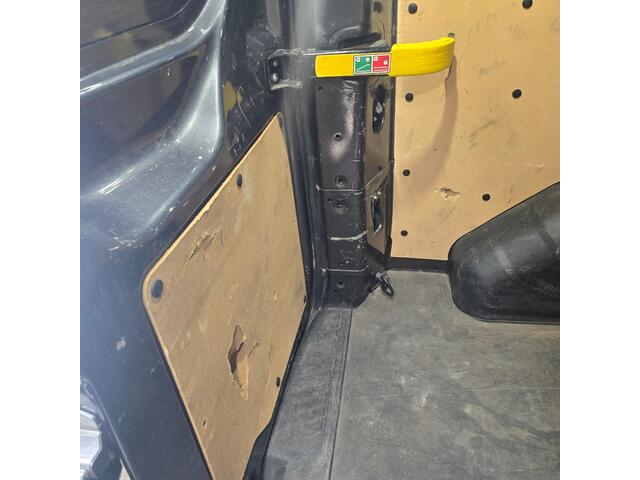 Ford TRANSIT CUSTOM 2.0 TDCI Limited dubbel cabine raptor style