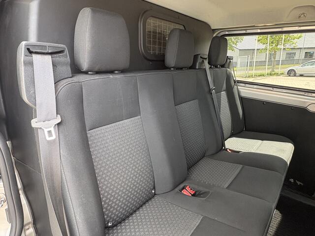 Ford TRANSIT CUSTOM 320 2.0 130Pk TDCI L2H1 Trend DC / Cruise / Airco / 2x SCHUIFDEUR / Trekhaak / Apk t/m 12-12-2026