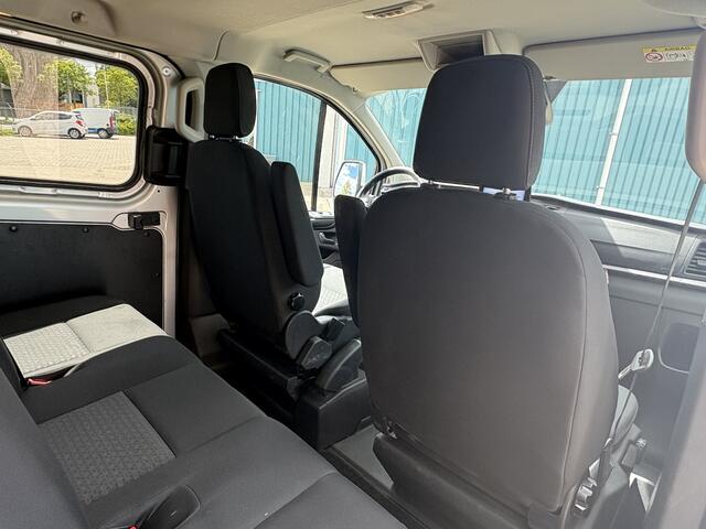 Ford TRANSIT CUSTOM 320 2.0 130Pk TDCI L2H1 Trend DC / Cruise / Airco / 2x SCHUIFDEUR / Trekhaak / Apk t/m 12-12-2026
