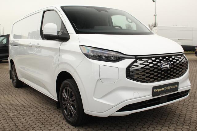 Ford TRANSIT CUSTOM E-Transit 340 L2H1 Limited | 65kWh | 160kW/218pk | Trekhaak 2300kg | Pro-Power | Camera | Carplay/Android | Cruise | Lease 717,- p/m