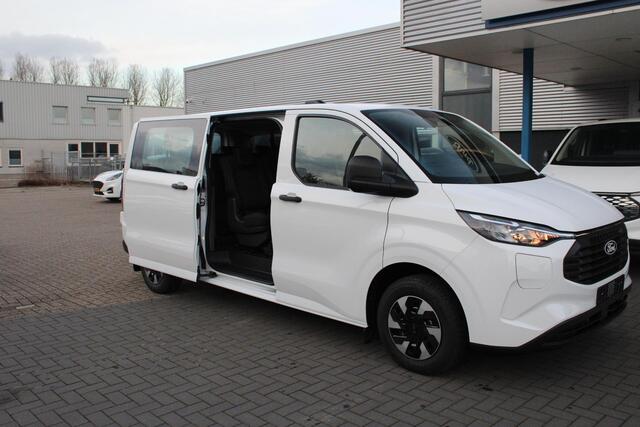 Ford TRANSIT CUSTOM 340 2.5 PHEV L2H1 Trend 233pk | Kombi | Prijs is incl. BTW incl. BPM | 9- PERSOONS | Excl. BTW incl. BPM kost deze Custom 50.523,- | Privacy Glass | AGR Stoel | Navigatie