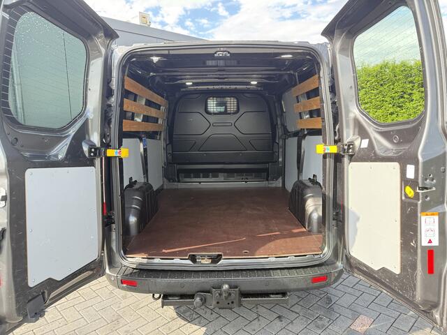 Ford TRANSIT CUSTOM 2.0 TDCI / L1H1 / 1e EIG. / AIRCO / CRUISE / NAVI / LED / 2.5 TONS TREKHAAK / 3-ZITS / PDC