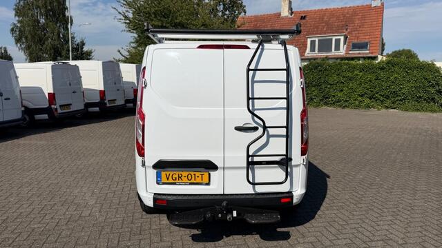 Ford TRANSIT CUSTOM 2.0 TDCI 77KW 105PK L2H1 EURO 6 RVS IMPERIAAL/ TREKHAAK 2800KG/ AIRCO/ CRUISE CONTROL/ 100% DEALERONDERHOUDEN