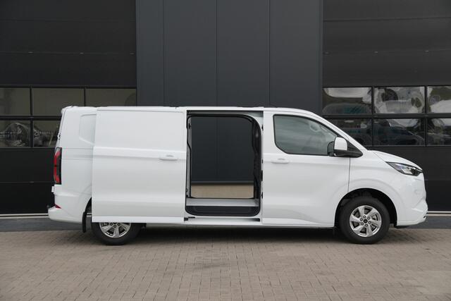 Ford TRANSIT CUSTOM E-Transit 340 L2H1 Limited 71 kWh 218pk - 2x Schuifdeur - Trekhaak - Carplay - Camera - Carplay - Rijklaar