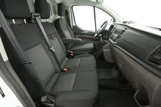 Ford TRANSIT CUSTOM 2.0 TDCI L1H1 | Airco | Cruise | 3 Zits | Trekhaak | Parkeersens.
