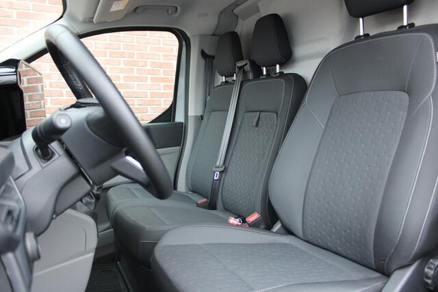 Ford TRANSIT CUSTOM 300 2.0 TDCI 150PK L2H1 Limited |TREKHAAK|KEYLESS|17-INCH|