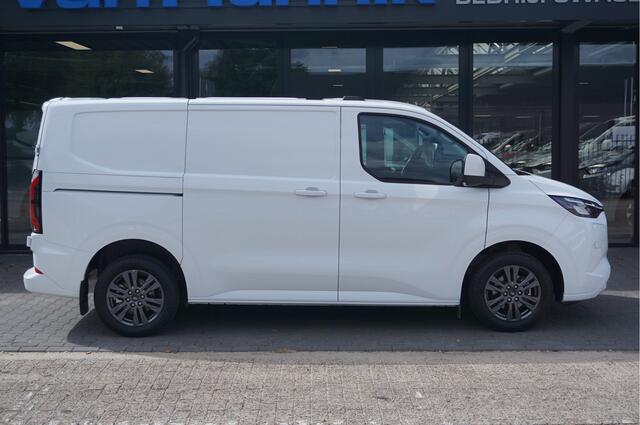 Ford TRANSIT CUSTOM e-Transit 320S 218PK 71KWH Limited AUT BPM VRIJ!! Apple CP / Android A, LED, 17" LM!! NR. EC02