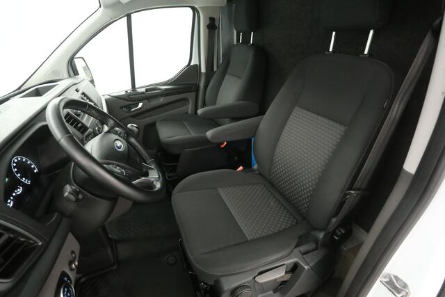 Ford TRANSIT CUSTOM 2.0 TDCI L2H1 | 2800kg Trekgew. | Airco | Cruise | Trekhaak Parkeersens.