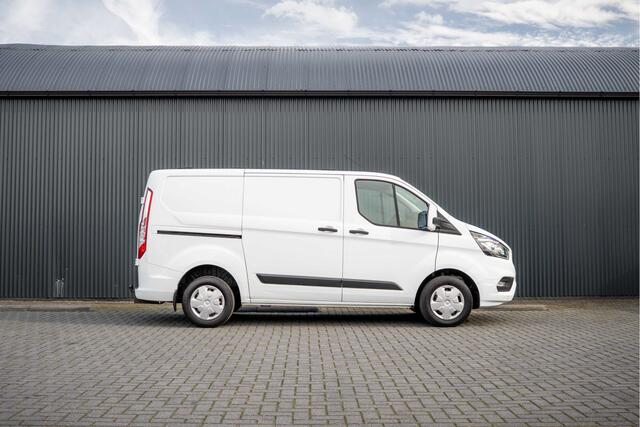 Ford TRANSIT CUSTOM L1H1 | 3-Zits | 130 PK | Camera | Cruise | PDC | Airco | Trekhaak
