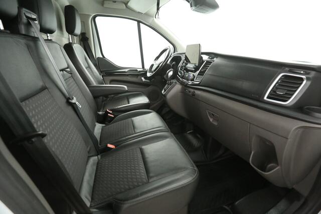 Ford TRANSIT CUSTOM 2.0 TDCI L1H1 185PK Sport | Automaat | Airco | Camera | Cruise | 3 Zits | Trekhaak | 2xSchuifdeur | Carplay