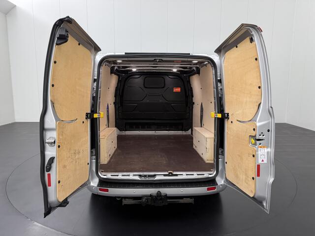 Ford TRANSIT CUSTOM 2.0TDCi 170PK Automaat Sport | Trekhaak | Multimedia | Camera | Airco | Cruise