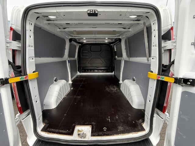 Ford TRANSIT CUSTOM 300 2.0 TDCI L2H1 Trend