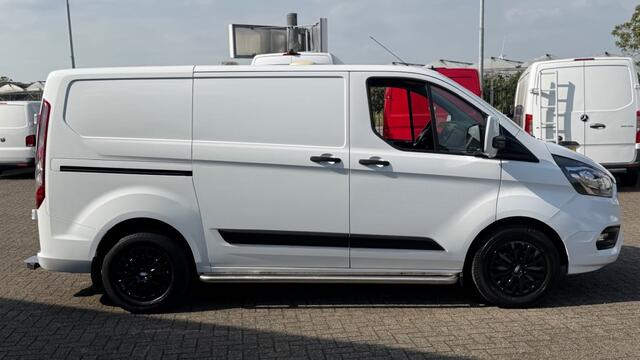 Ford TRANSIT CUSTOM 2.0 TDCI 96KW 131PK EURO 6 AIRCO/ CRUISE CONTROL/ PARKEERSENSOREN/ 100% DEALERONDERHOUDEN