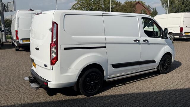 Ford TRANSIT CUSTOM 2.0 TDCI 96KW 131PK EURO 6 AIRCO/ CRUISE CONTROL/ PARKEERSENSOREN/ 100% DEALERONDERHOUDEN