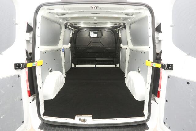 Ford TRANSIT CUSTOM 2.0 TDCI L2H1 185PK Sport | Automaat | Airco | Cruise | Carplay | Camera | 3 Zits | Trekhaak | 2xSchuifdeur