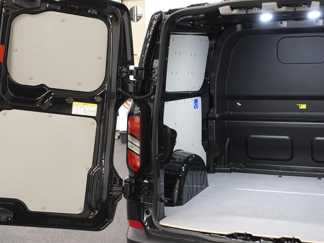 Ford TRANSIT CUSTOM 300 2.0 TDCI L2H1 Trend Dubbele Cabine Nieuw Model Trekhaak Navigatie Apple CarPlay Android Auto Camera Parkeerhulp Adaptive Cruise Control Climate Control Lichtmetalen velgen