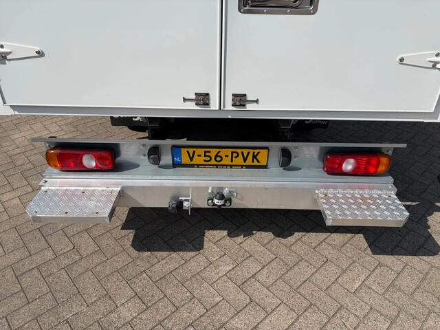 Fuso CANTER 3C15 Bakwagen Airco Trekhaak 3-Zits NIEUW BPM VRIJ 5X OP VOORRAAD N1-B-Rijbewijs