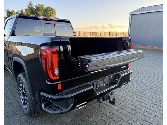 GMC SIERRA 1500 AT4 V8 BLACK LPG PANO LEDER