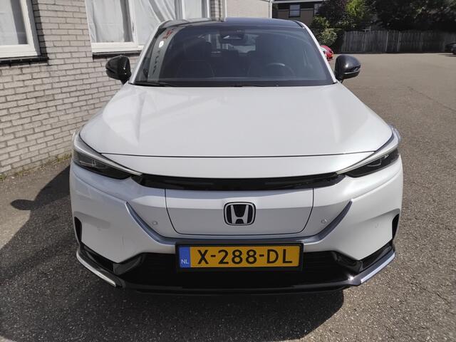 Honda - E Advance 69 kWh *4 seizoenbanden*portierbeschermers*panoramadak*