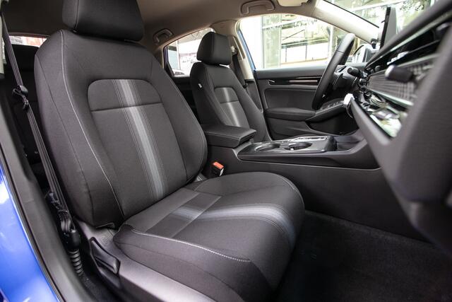 Honda CIVIC 2.0 e:HEV Elegance - Cons. prs rijklr | Honda Sensing | navi!