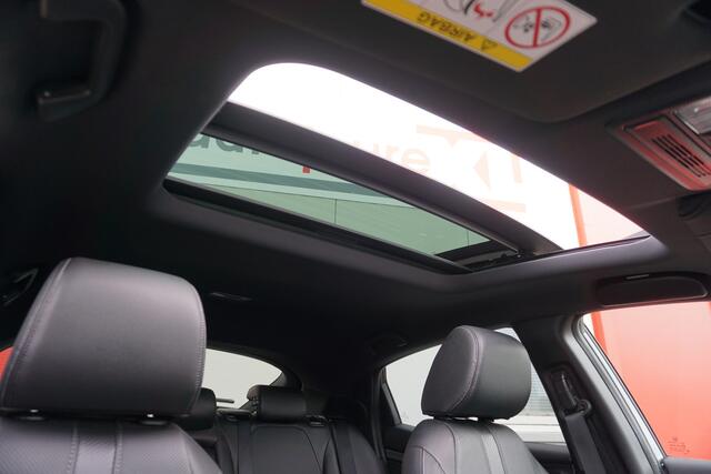 Honda CIVIC 1.5 i-VTEC Sport Plus | Panoramadak | ACC | Leder | Camera | Trekhaak |
