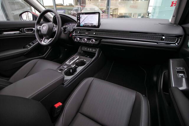 Honda CIVIC 2.0 e:HEV Advance - Cons. prijs rijklaar | Schuifdak | Navi | Leder