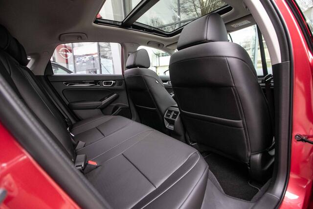 Honda CIVIC 2.0 e:HEV Advance - Cons. prijs rijklaar | Schuifdak | Navi | Leder