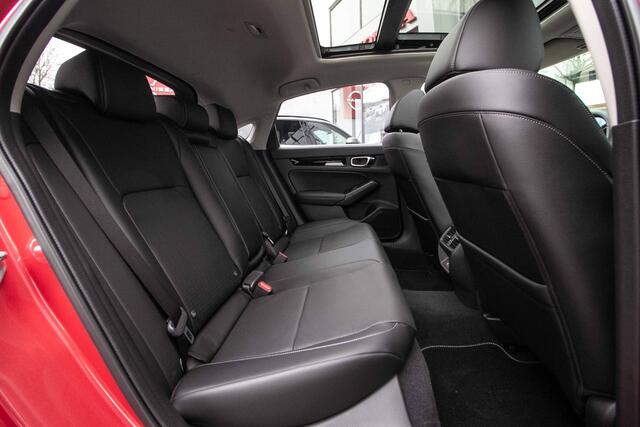 Honda CIVIC 2.0 e:HEV Advance - Cons. prijs rijklaar | Schuifdak | Navi | Leder