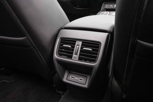 Honda CIVIC 2.0 e:HEV Advance - Cons. prijs rijklaar | Schuifdak | Navi | Leder