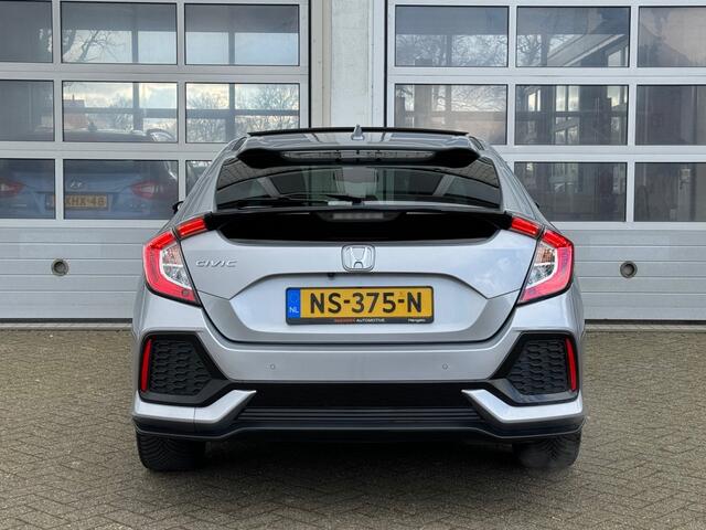 Honda CIVIC 1.0 I-VTEC EXECUTIVE Pano/zw.Leer/DAB/Cam