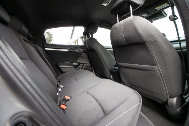 Honda CIVIC 1.0 i-VTEC Elegance automaat All-in rijklaarprijs | Nav | Ad. Cruise | Cam | Dealerond. | 1ste eigenaar