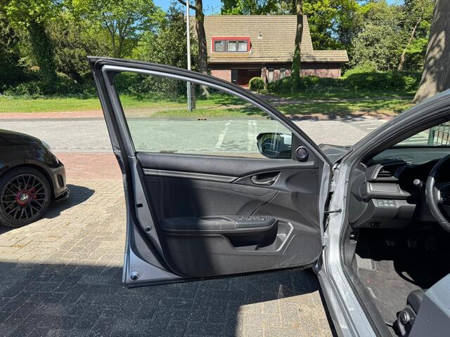 Honda CIVIC 1.0 i-VTEC Elegance Airco/Camera/Navi/Lichtmetalen velgen