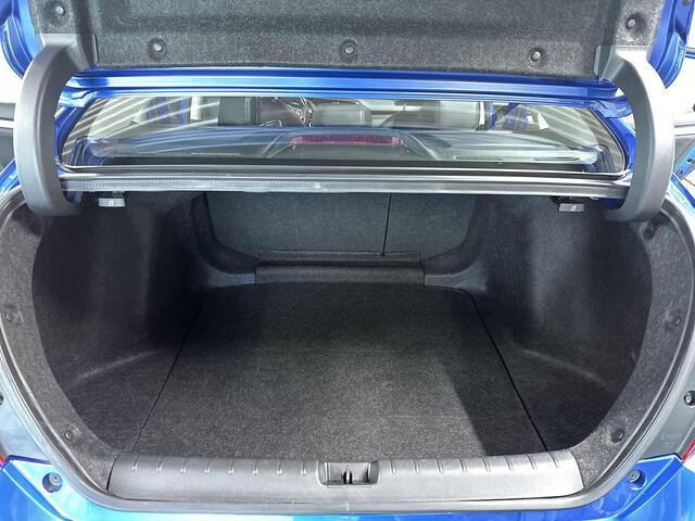 Honda CIVIC 1.5 i-VTEC Executive Automaat | Leder | Schuifdak