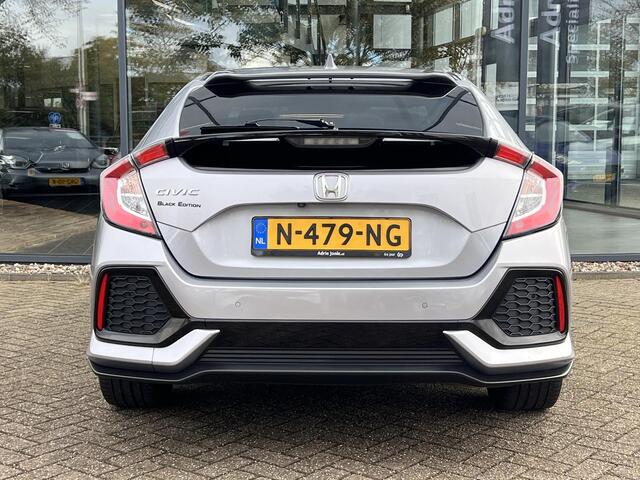 Honda CIVIC 1.0 i-VTEC Black Edition | ACHTERUITRIJCAMERA | LM VELGEN | NAVIGATIE | STOELVERWARMMING | PARKEERSENSOREN ACHTER | ADAPT. CRUISE CONTROL | LANE ASSIST | CARPLAY |
