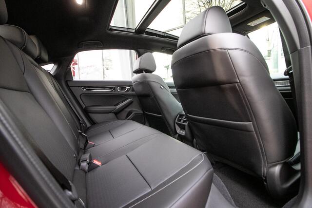 Honda CIVIC 2.0 e:HEV Advance - Cons. prijs rijklaar | Schuifdak | Navi | Leder